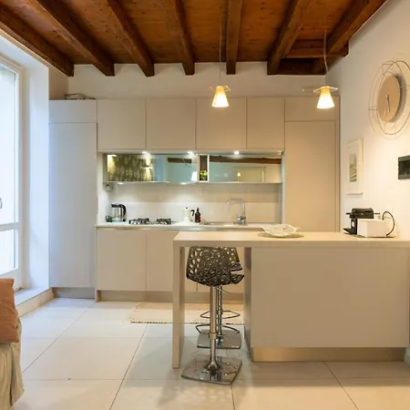Domus - Dimora Ponte Nuovo Apartment Verona